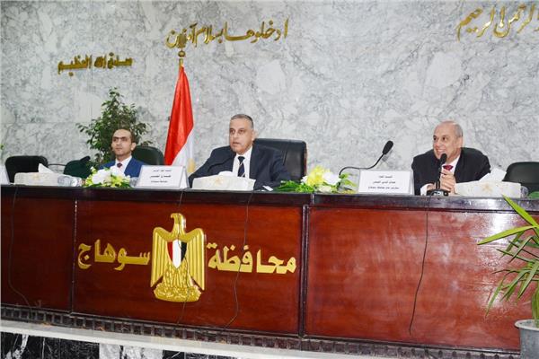 اللواء طارق الفقي محافظ سوهاج
