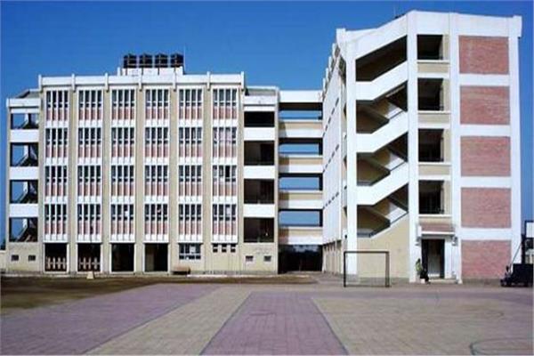  إنشاء مدرسة ثانوية