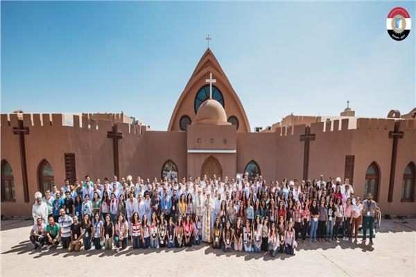  البابا تواضروس يصلي القداس الأول في ملتقى لوجوس