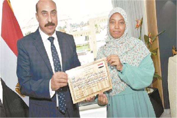 الأولى على الجمهورية بدبلوم الثانوى التجارى