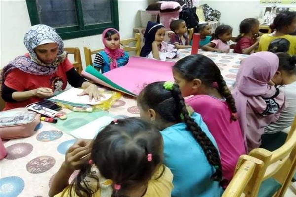  محافظ أسوان يعطى إشارة البدء لحملة التوعية بمخاطر الإدمان