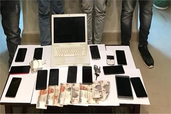 المتهمين