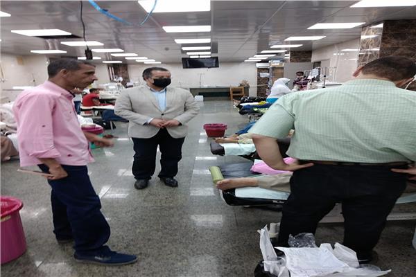 جولة مفاجئة لمدير مستشفيات بنها الجامعي