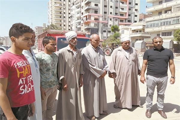 الأهالى فى حالة حزن على فراق أبنائهم