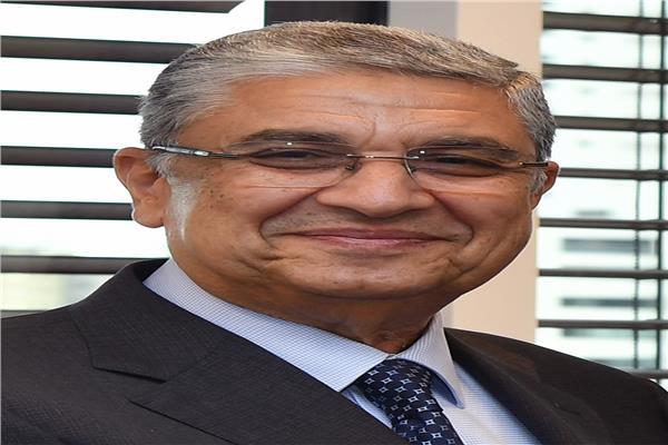  الدكتور محمد شاكر وزير الكهرباء والطاقة المتجددة 