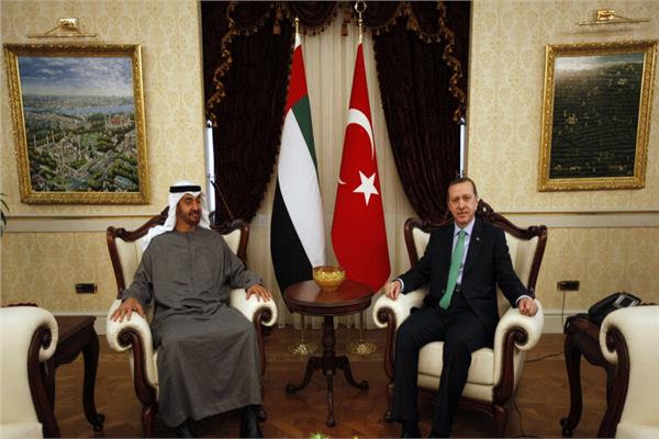 الشيخ محمد بن زايد ولي عهد أبوظبي والرئيس التركي رجب طيب أردوغان
