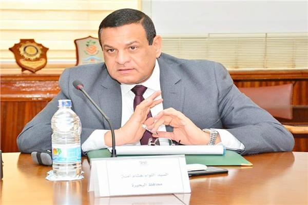 محافظ البحيرة