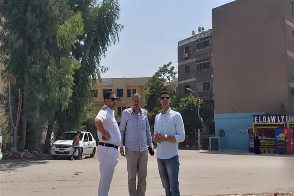 نائب محافظ القليوبية يتفقد موقع إقامة المبادرة الرئاسية (كلنا واحد) لبيع مستلزمات المدارس
