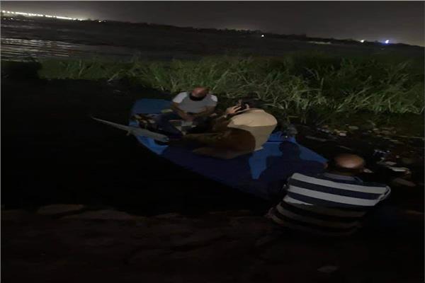 البحث عن الطالبة "منة" 