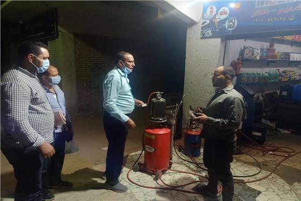حملات ليلية لمتابعة الإلتزام بالإجراءات الاحترازية بمركز بدر فى البحيرة 
