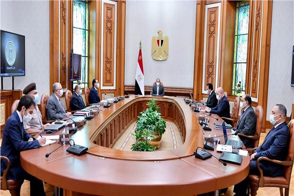 الرئيس السيسي خلال الاجتماع