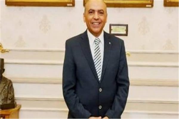  الدكتور جمال أبوالفتوح،