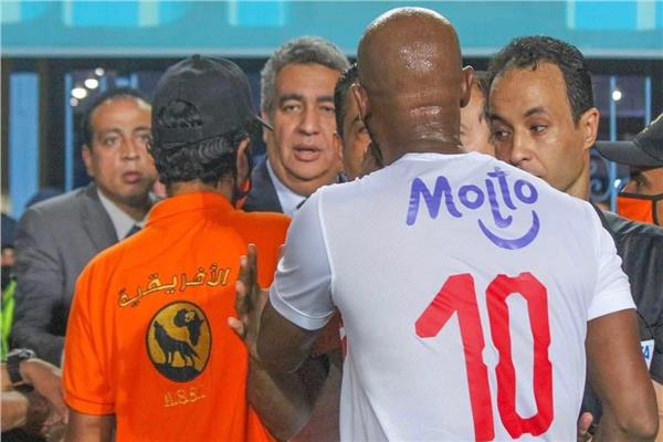 شيكابالا ومجاهد