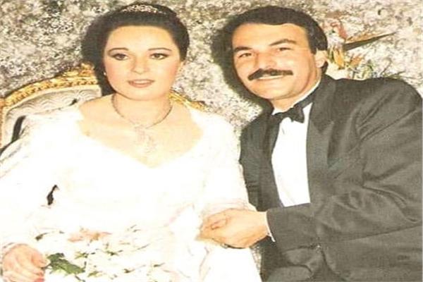 الفنان الراحل حاتم ذو الفقار والفنانة نورا - أرشيفية