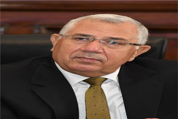 السيد القصير وزير الزراعة واستصلاح الأراضي