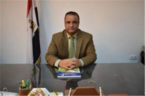 الدكتور عبدة عبيد مدير المعمل المركزي