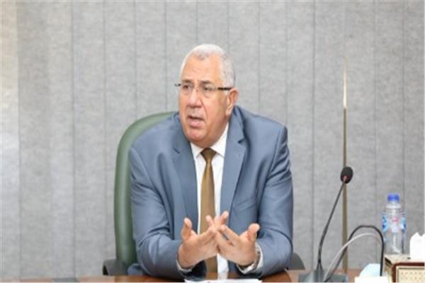 السيد القصير وزير الزراعة واستصلاح الأراضي