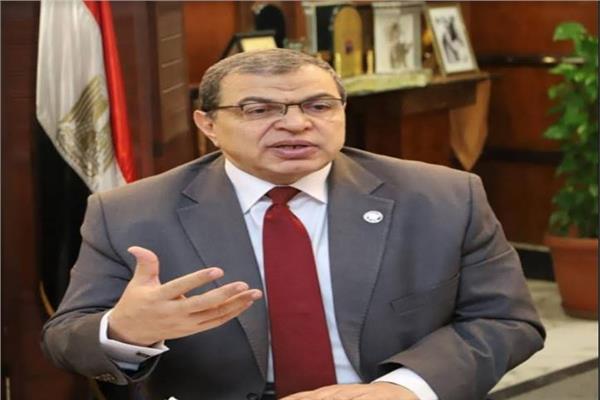 وزير القوى العاملة محمد سعفان