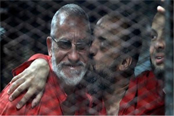 تجديد حبس نجلي الشاطر والبلتاجي في اتهامهما بالتحريض ضد الدولة