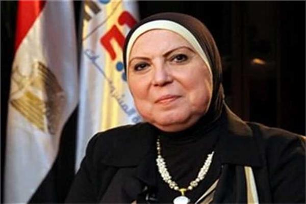 نيفين جامع وزيرة التجارة والصناعة 