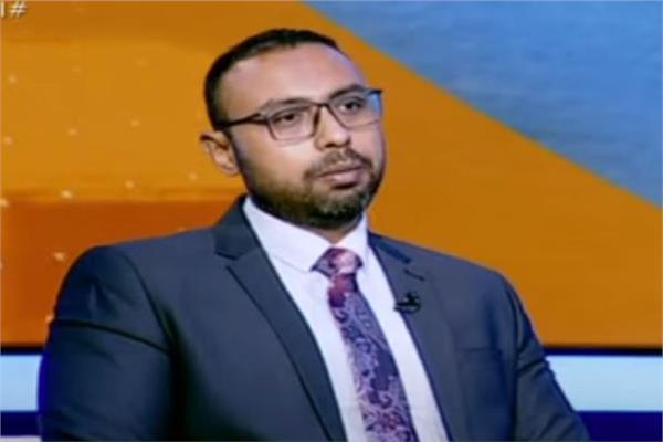 علي الإدريسي أستاذ الاقتصاد