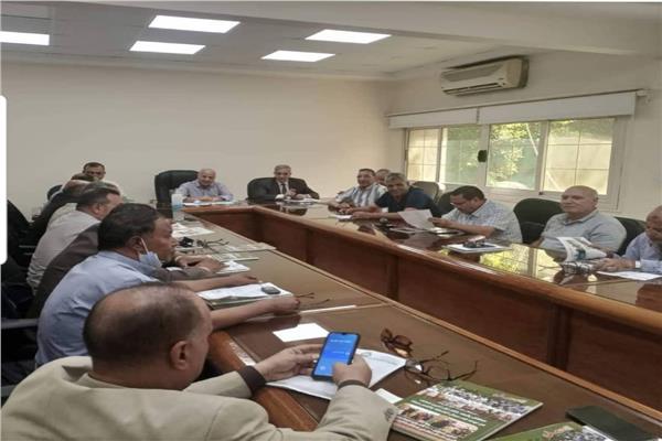 جانب من اجتماع مجلس إدارة النقابة العامة للصناعات الغذائية