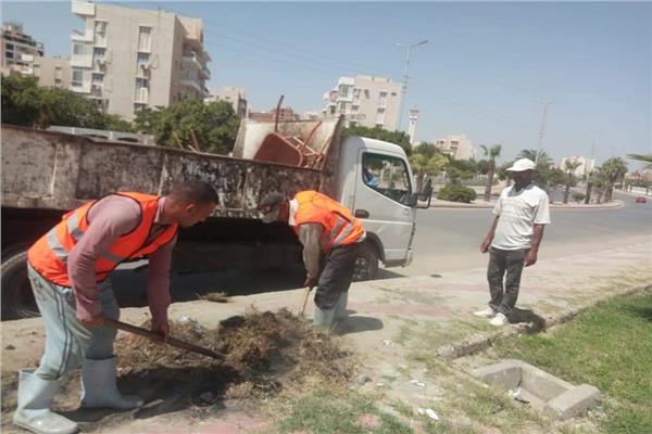رفع 2233 طن مخلفات وقمامة بأحياء الإسماعيلية الثلاثة 