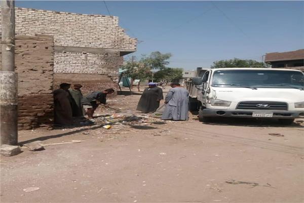 رفع 40 طن مخلفات وقمامة بقرى المنيا