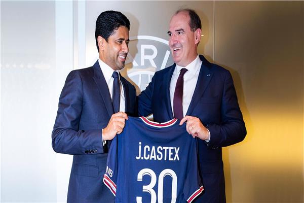 رئيس باريس يهدي قميص ميسي لرئيس وزراء فرنسا
