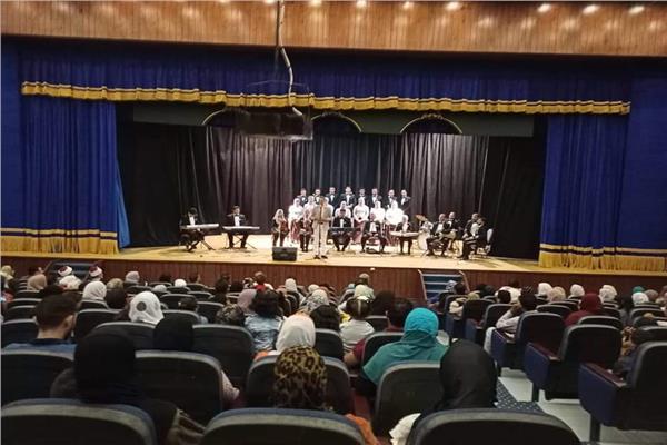 إحتفالية  وعرض فني لفرقة الانفوشي للموسيقي العربيه على قصر ثقافة وادي النطرون