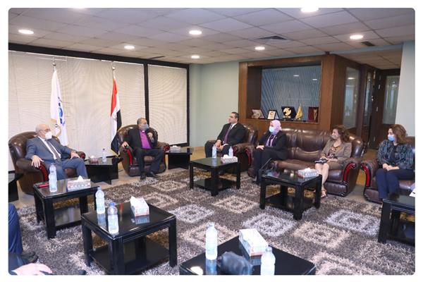رئيس الطائفة الإنجيلية  يستقبل وفدًا من تنسيقية  الأحزاب