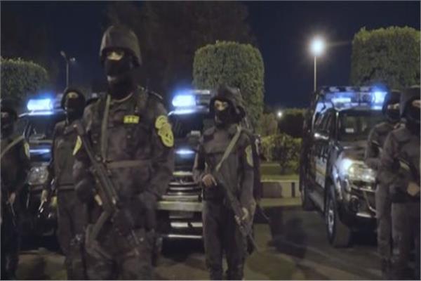 بالفيديو ..الداخلية تسقط تجار مخدرات غسلوا 90 مليون جنيه فى التجارة