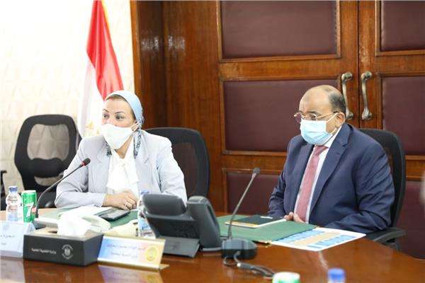 وزيرا التنمية المحلية والبيئة 
