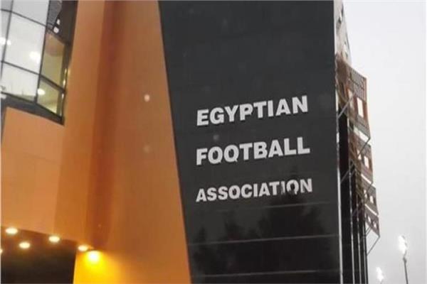 بدء اجتماع رابطة الأندية لتشكيل المكتب التنفيذي