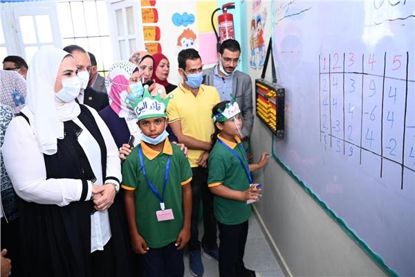 وزيرة التضامن نفين قباج 