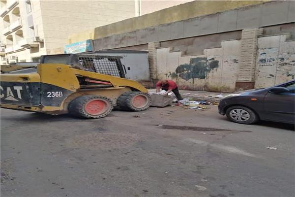  إزالة ١٥ حالات تعدى على أملاك الدولة بسمالوط  في المنيا 