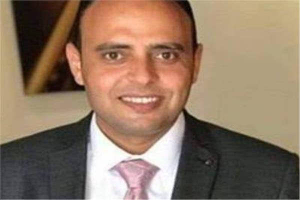  الدكتور السيد خضر الخبير بأسواق المال