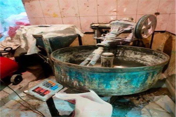 ضبط مصنع لتصنيع وتعبئة المنظفات بدون ترخيص بالزيتون