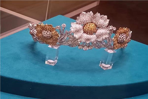 قطع أثرية خاصة بصافيناز ذو الفقار