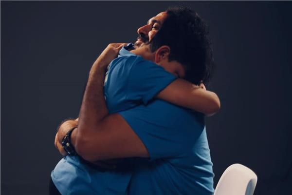 أكرم حسني