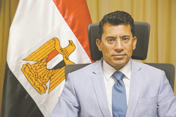 الدكتور أشرف صبحى وزير الشباب والرياضة