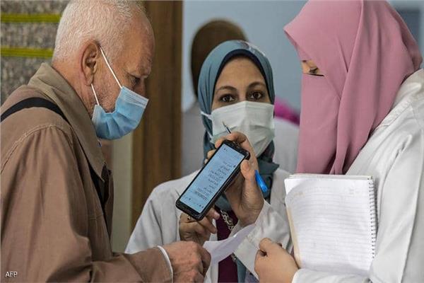 تلقى اللقاح المضاد لفيروس كورونا
