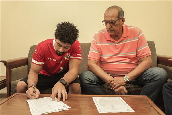 الأهلي يتعاقد مع عمر العربي لتدعيم فريق الجمباز