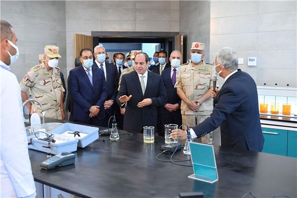 الرئيس السيسي خلال افتتاح المحطة