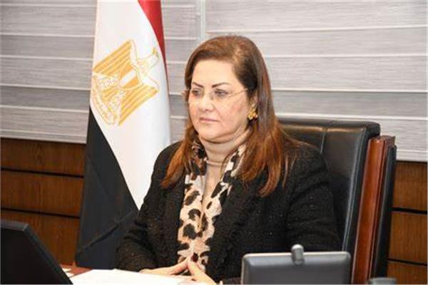 وزيرة التخطيط دكتوره هاله السعيد