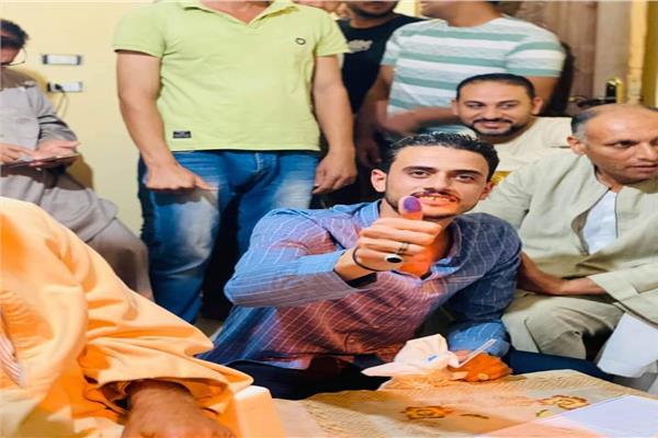 الشاب مسعود يحيى أبو خضره، الذي توفي قبل زفافه بساعات