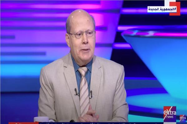 الكاتب الصحفي عبد الحليم قنديل 