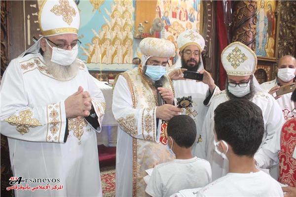 الامبا فيلوباتير يرسم ثمانٍ وثلاثون رسامة شماسية في أبو قرقاص 