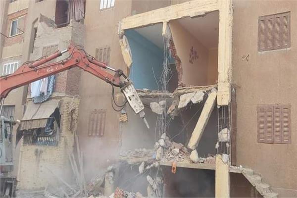 القليوبية تواصل إزالة المباني المخالفة وتحرير محاضر للمخالفين