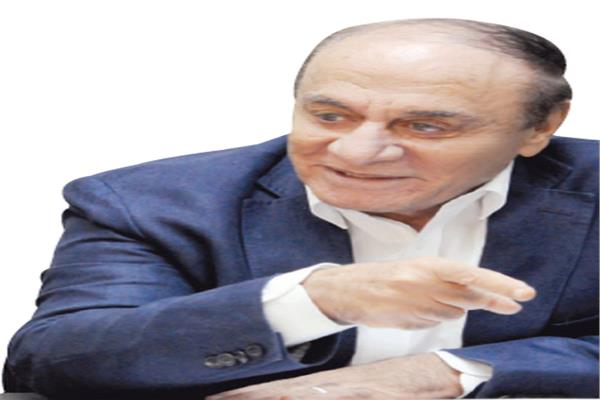 اللواء سمير فرج أصغر ضابط فى غرفة العمليات